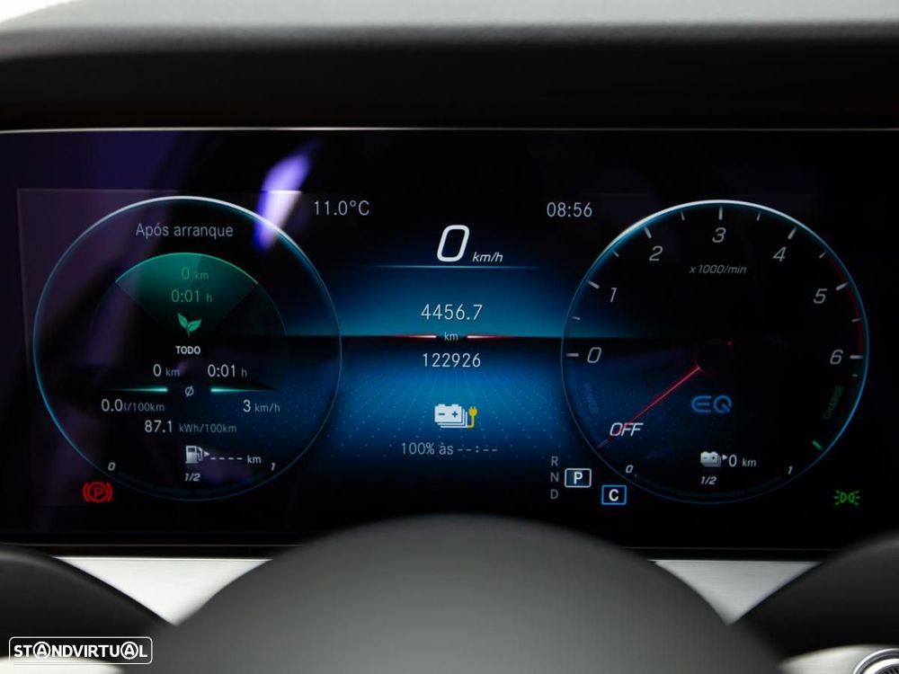 Mercedes-Benz E 300 de AMG Line - 28