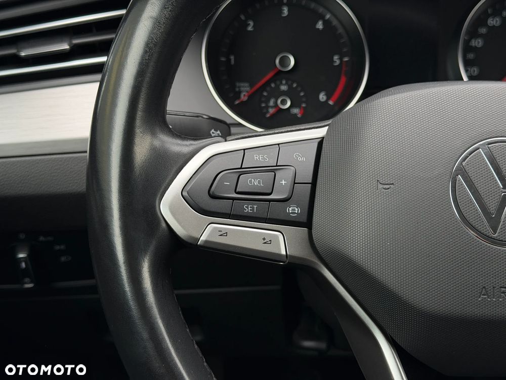 Volkswagen Passat 2.0 TDI EVO Elegance - 14