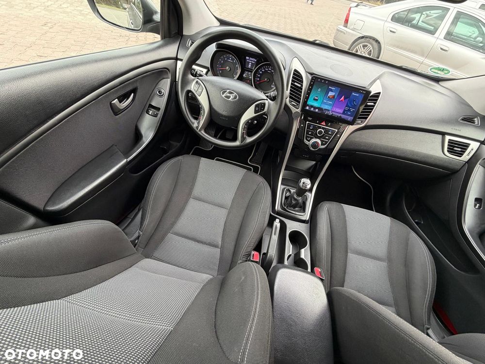 Hyundai i30 1.4 Premium - 11
