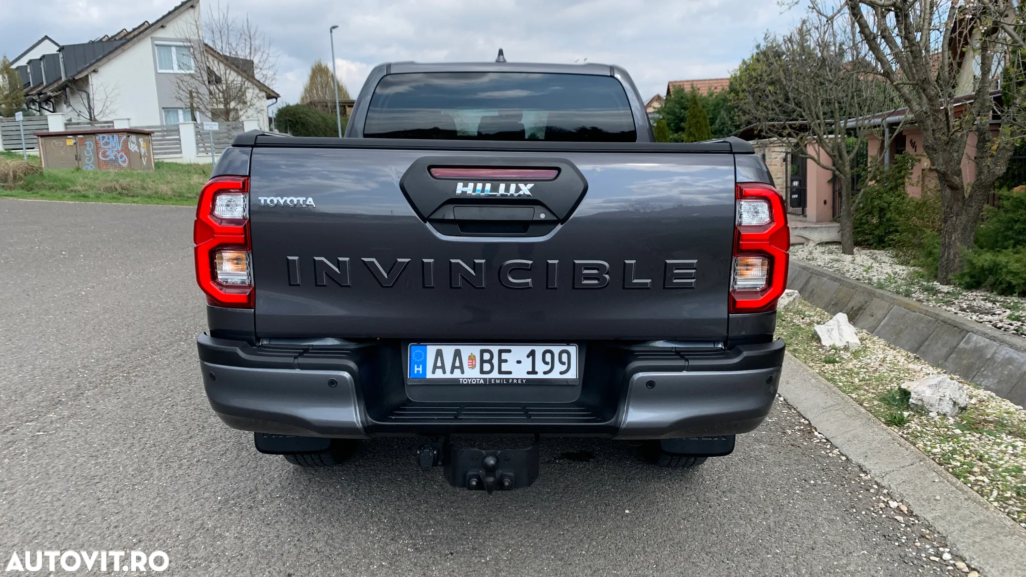 Toyota Hilux 2.8D 204CP 4x4 Double Cab AT Invincible Color Edition - 7