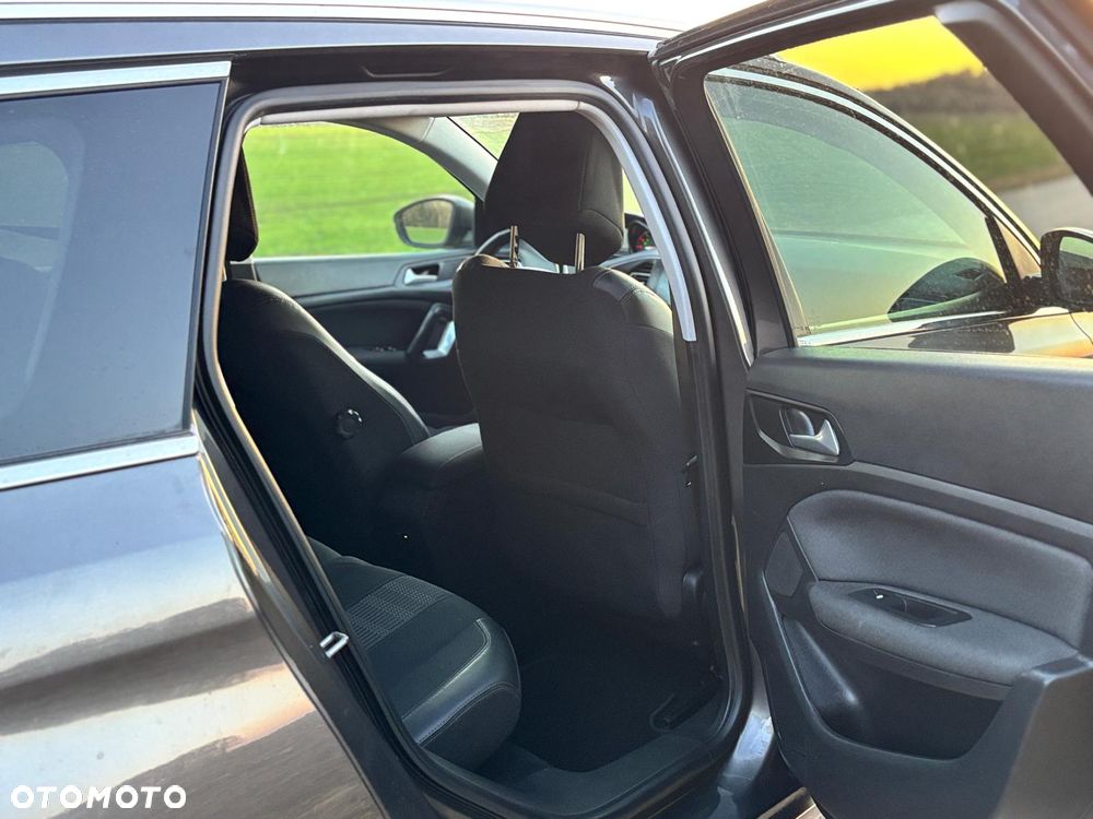 Peugeot 308 - 13