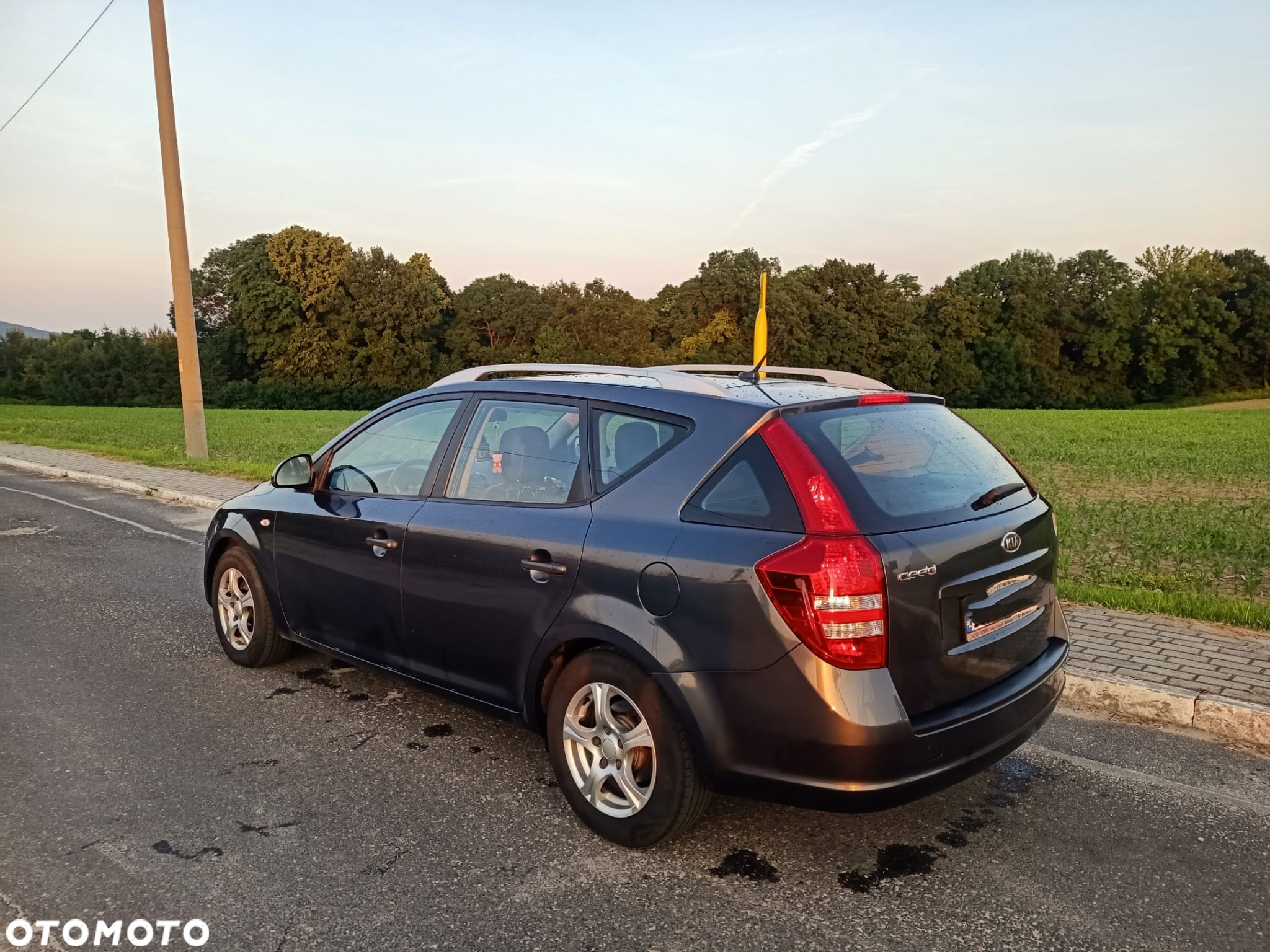 Kia Ceed Cee'd 1.6 Comfort - 4