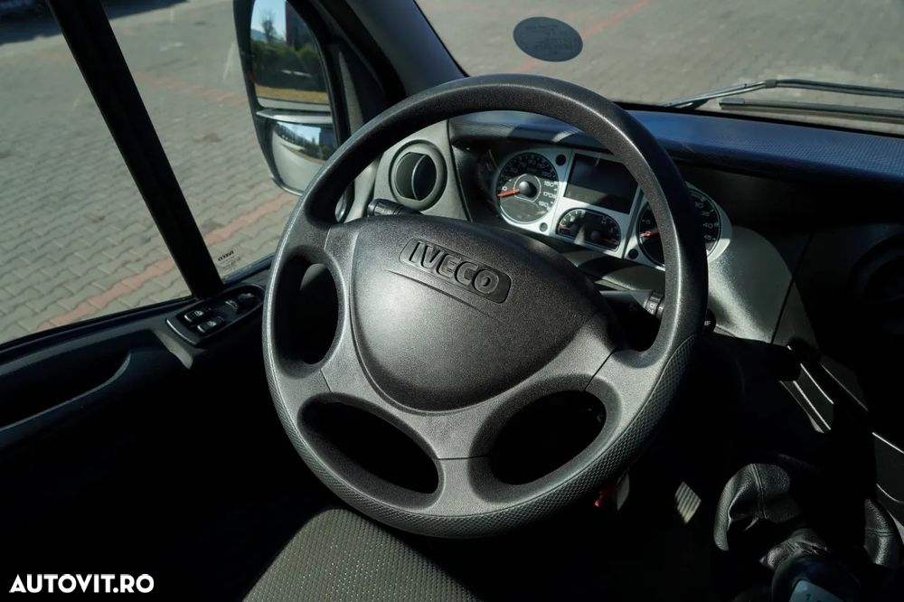 Iveco DAILY 35-130 / 4.2 M CONTAINER / LIFT / TWIN GVWR: 3500 KG / IMPORTAT - 28