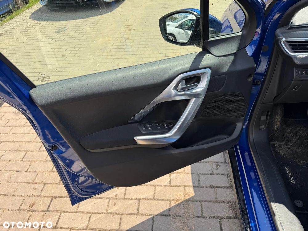 Peugeot 2008 PureTech 130 Stop&Start EAT6 Allure - 17