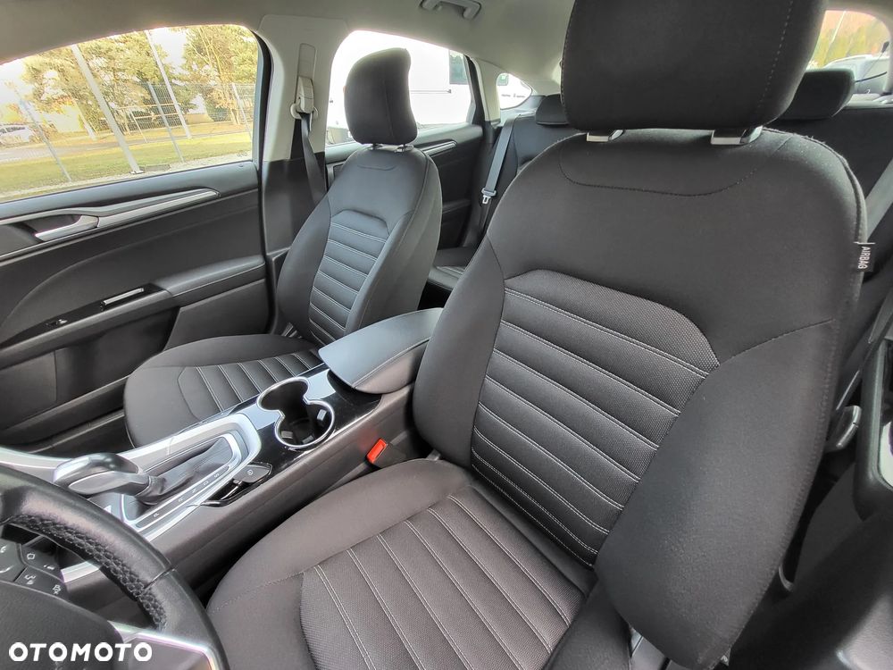 Ford Mondeo 2.0 TDCi Titanium PowerShift - 7