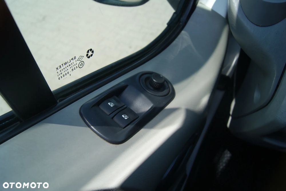 Renault Trafic - 40