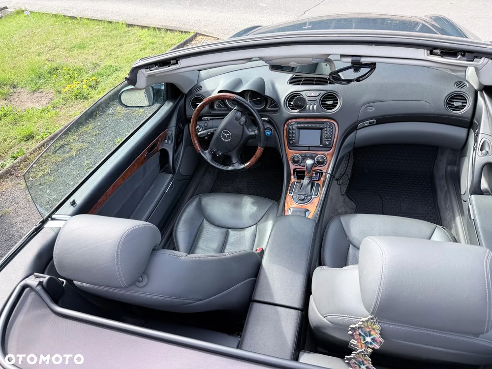 Mercedes-Benz SL - 9