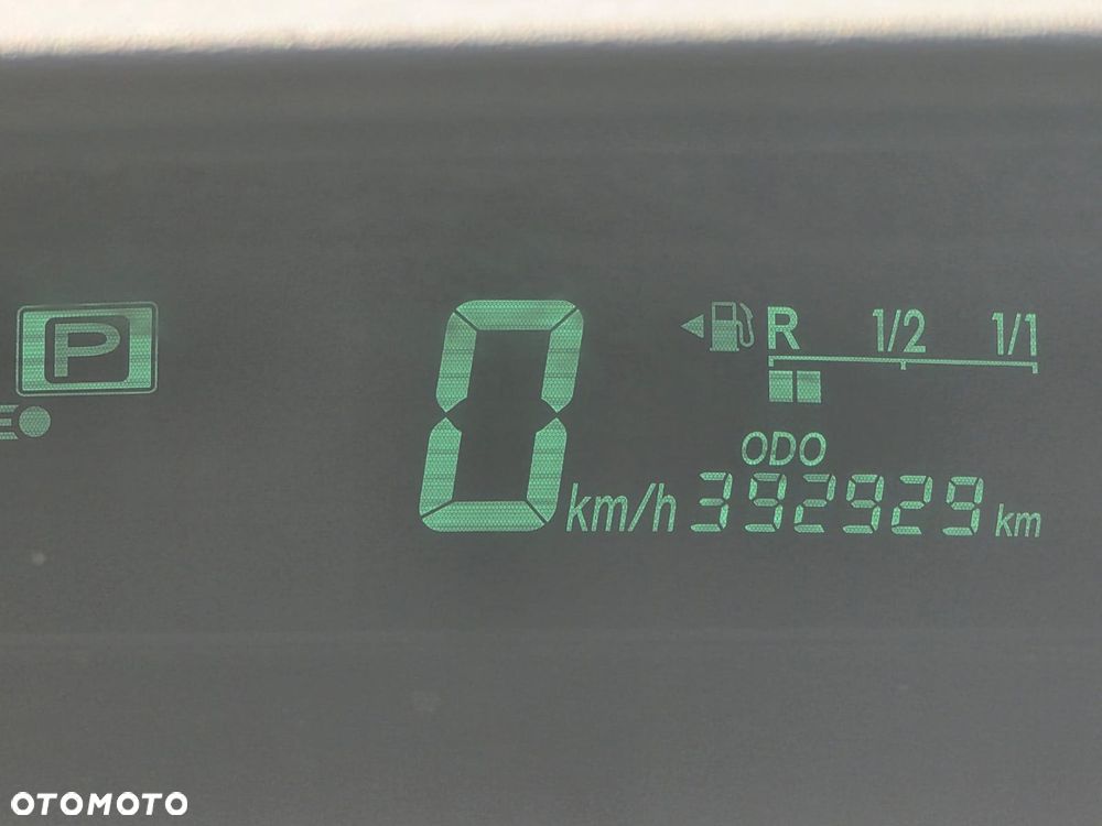 Toyota Prius 1.5 VVT-i Sol - 13