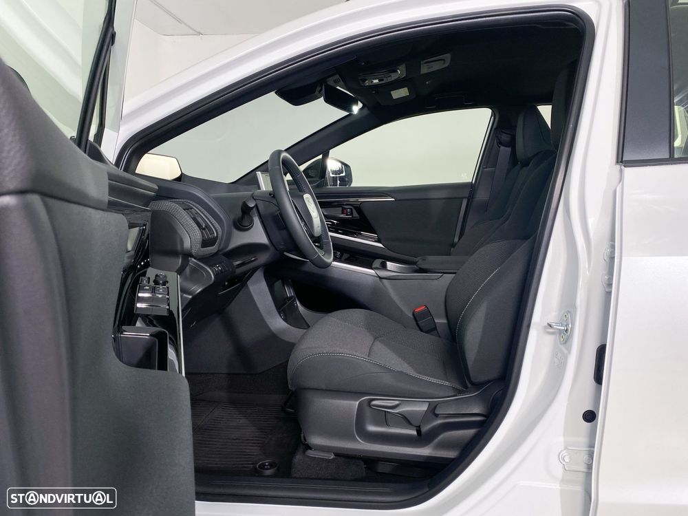 Toyota bZ4X 71,4 kWh Exclusive - 9
