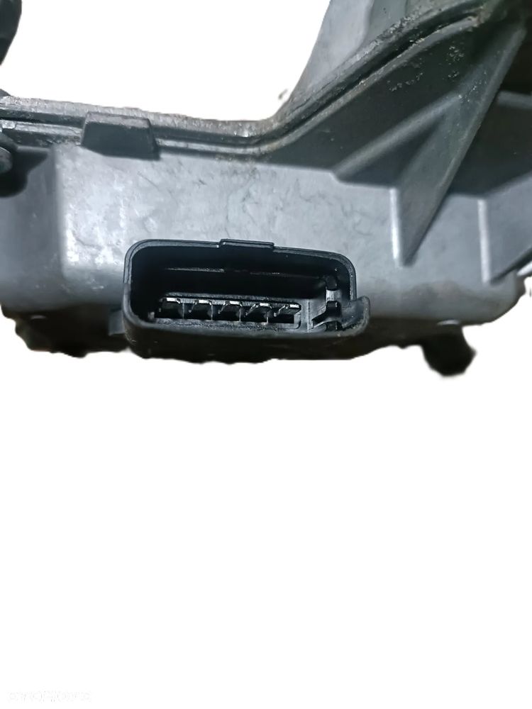 CITROEN C4 PICASSO I 06-13 r. SILNICZEK wycieraczki lewy VALEO 9682484680 + - 5