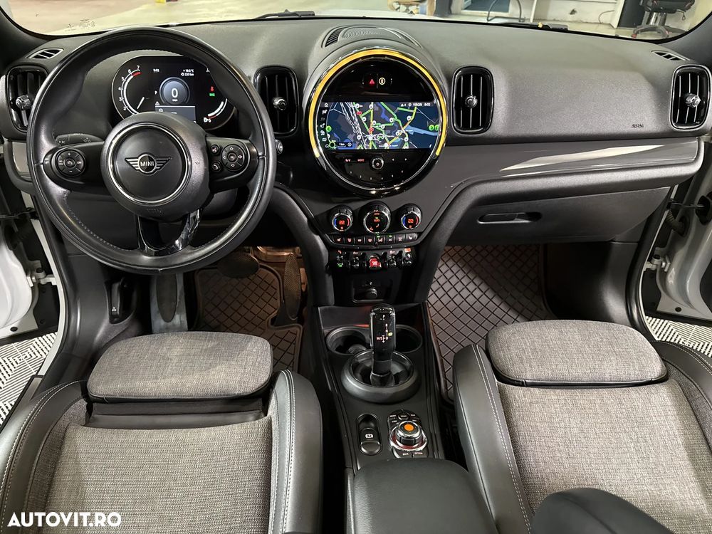 Mini Countryman - 10