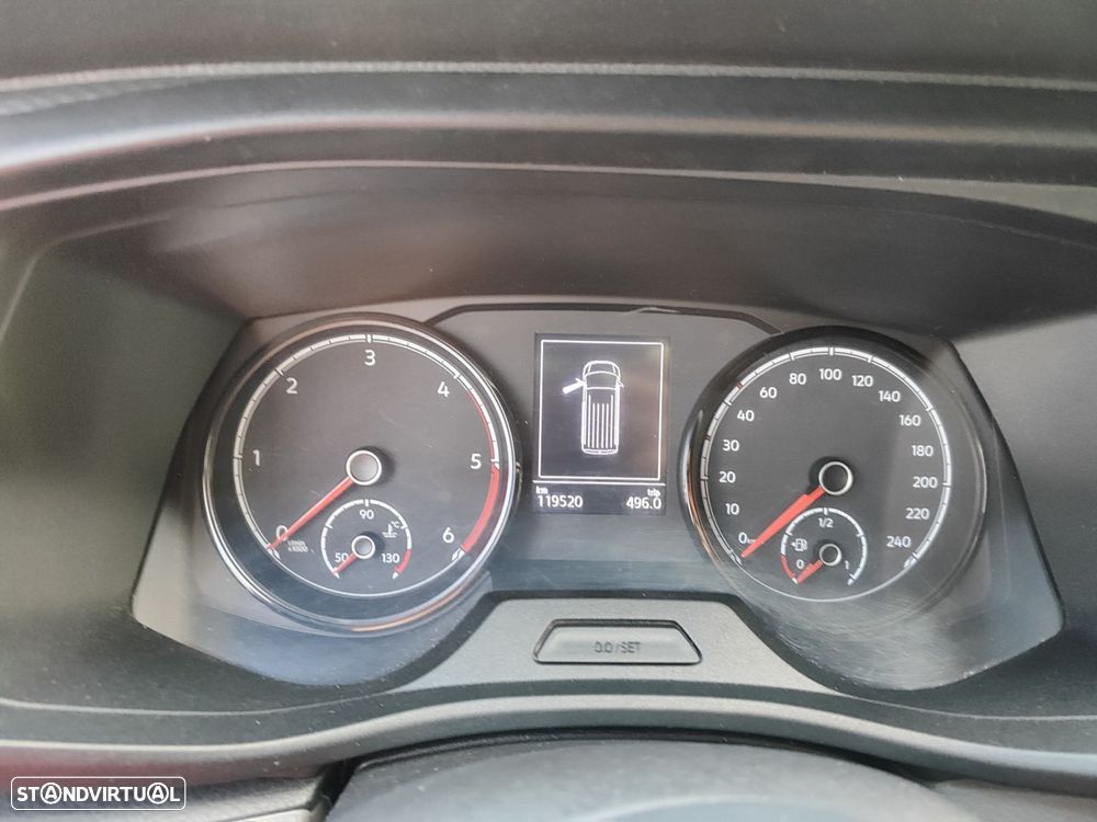 VW Transporter 2.0 TDI Business - 10