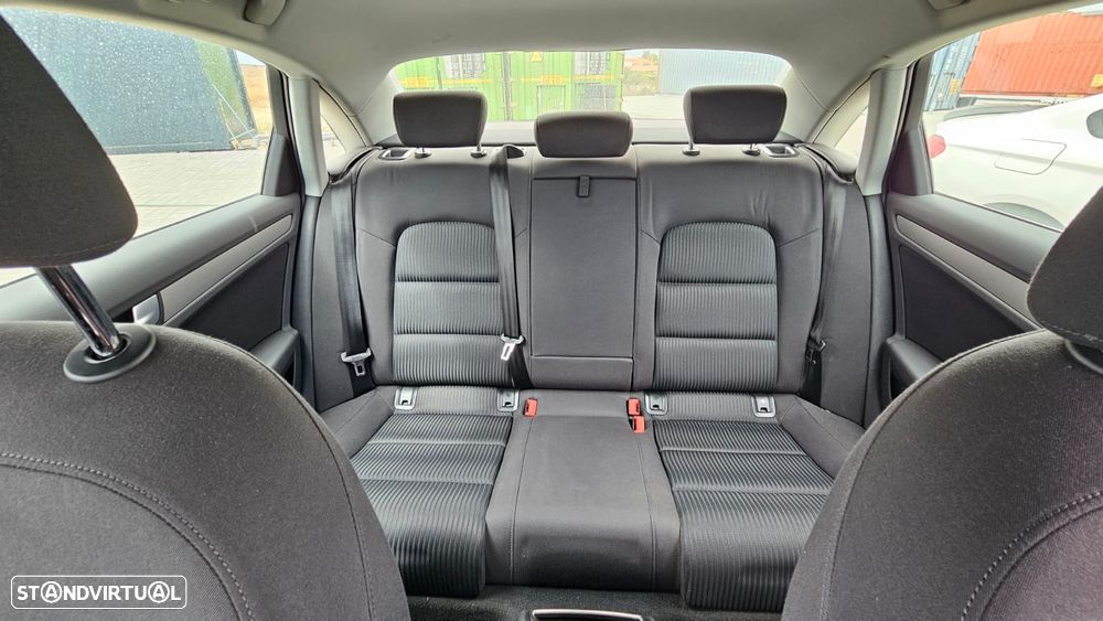 Audi A4 2.0 TDI - 9