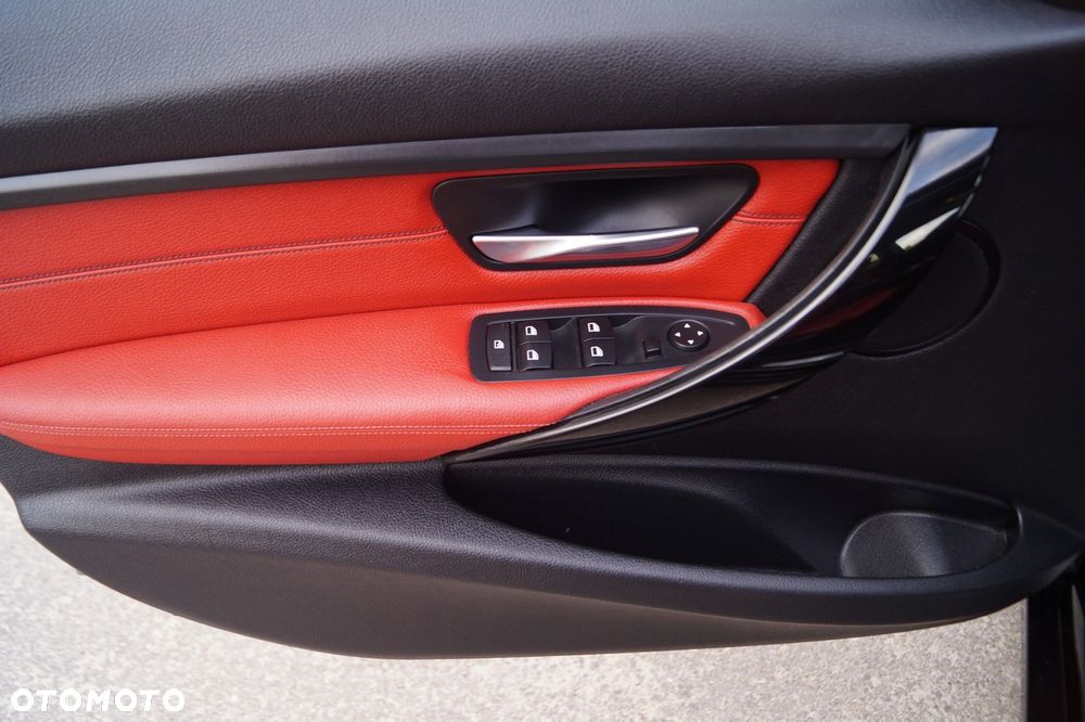 BMW Seria 3 - 16