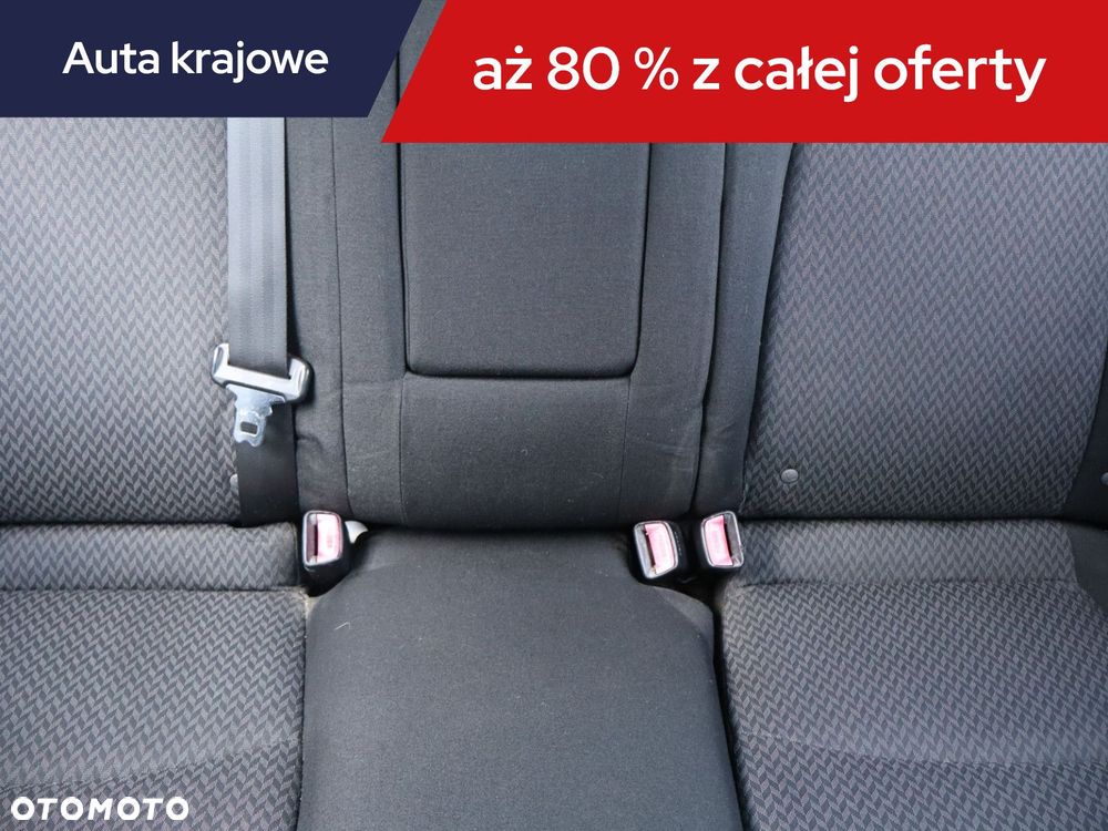 Kia Ceed - 12