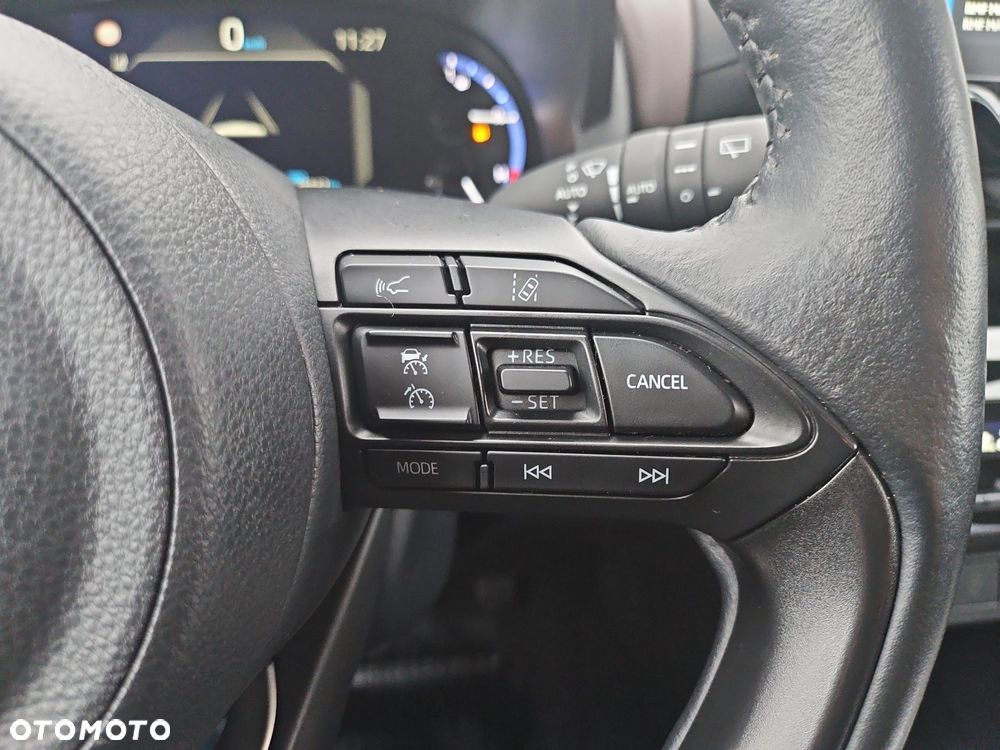 Toyota Yaris Cross - 17