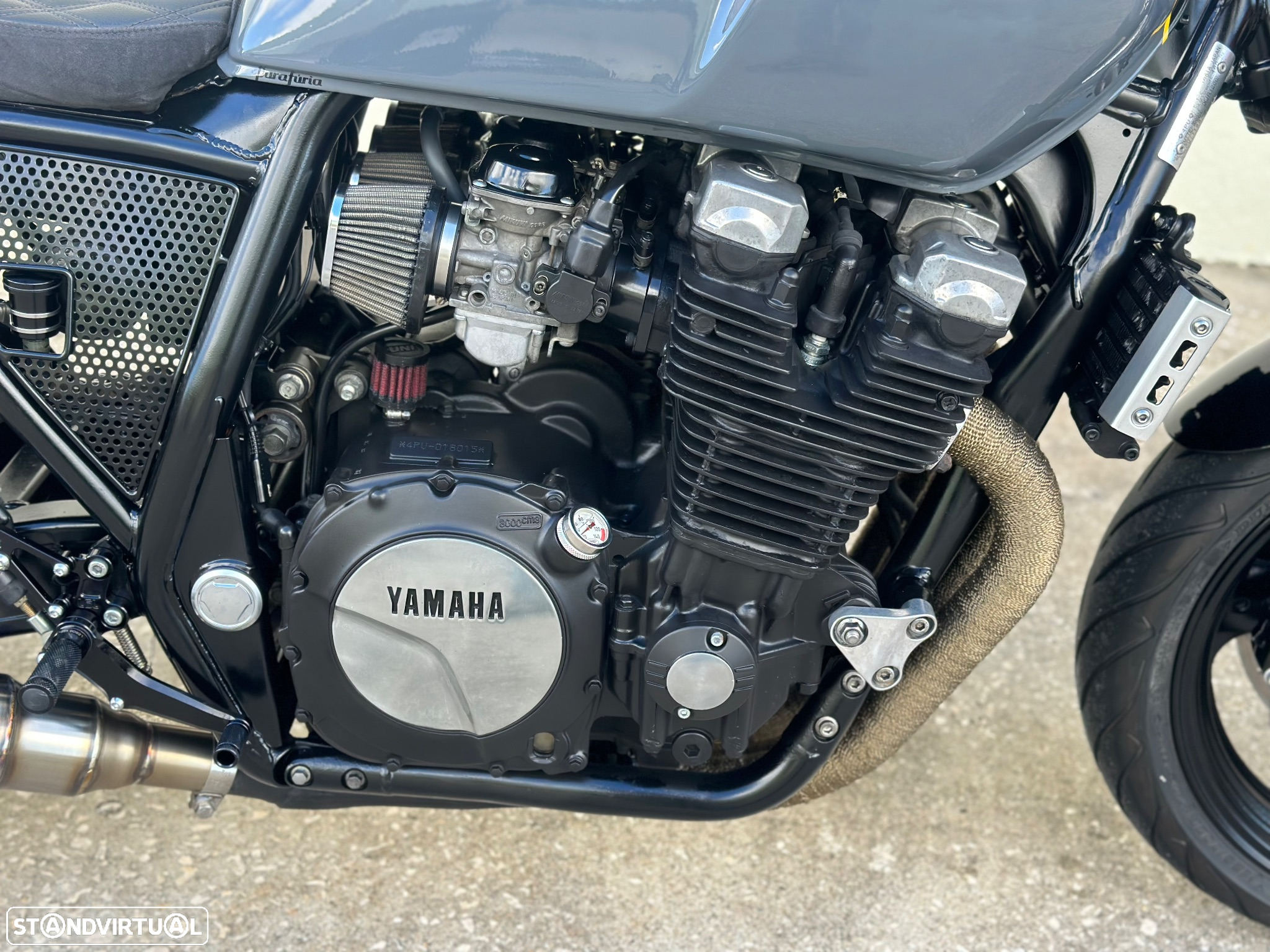 Yamaha XJR 1200 - 11