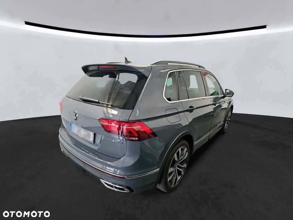 Volkswagen Tiguan - 2