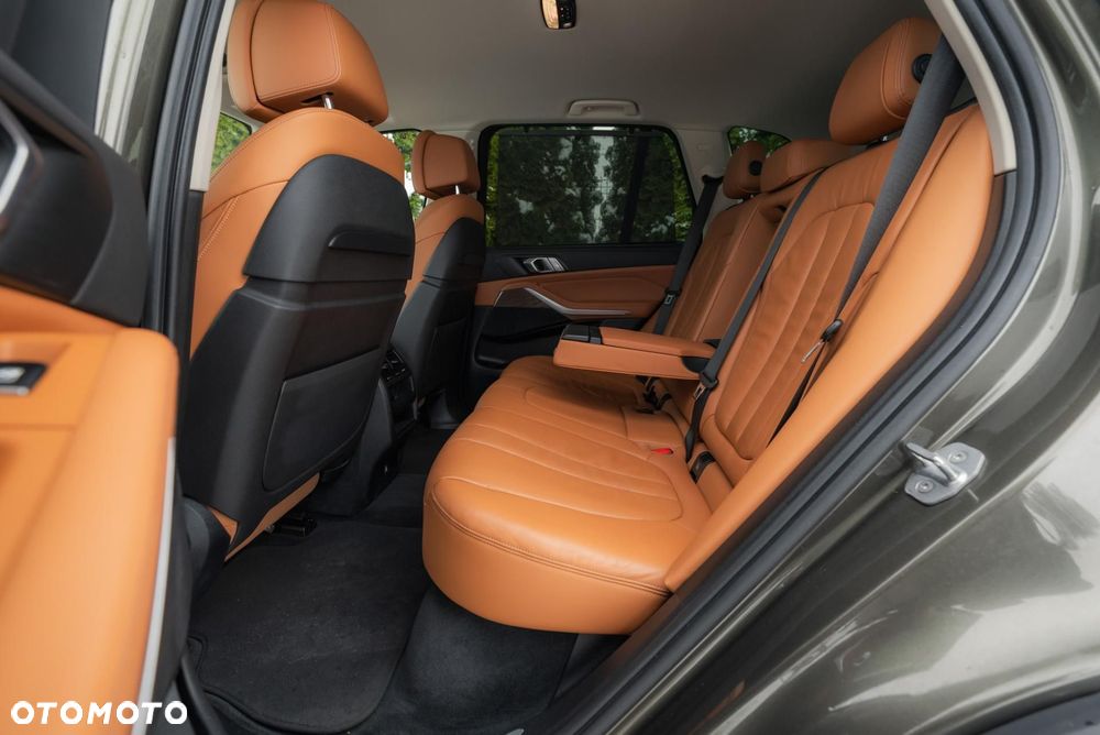 BMW X5 xDrive25d - 14