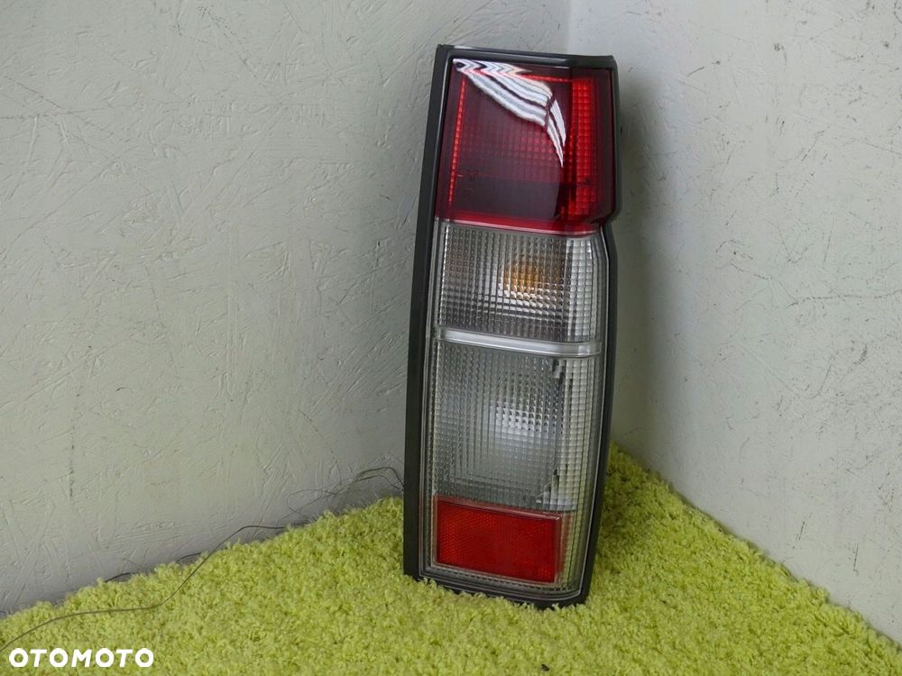 lampa tył prawa nissan navara d21 d22 pick up nówa - 1