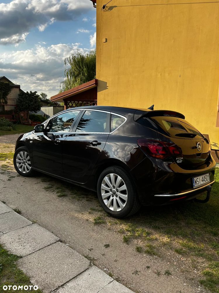 Opel Astra - 4