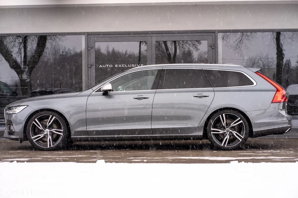 Volvo V90 D5 AWD R-Design - 12