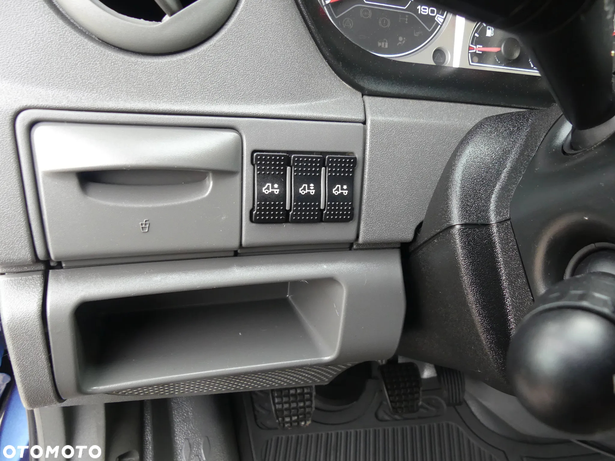 Iveco DAILY 35C18 - 12