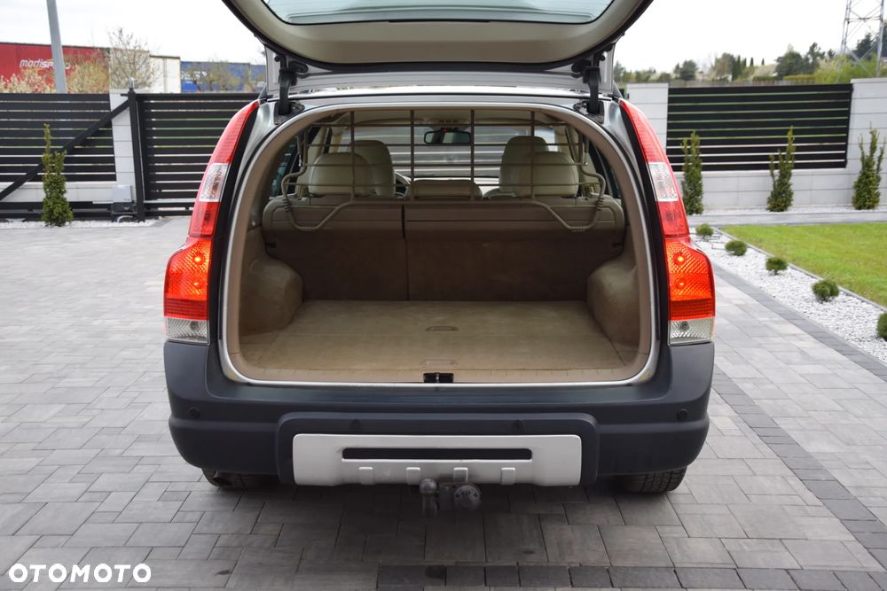 Volvo V70 2.5T AWD Summum - 16