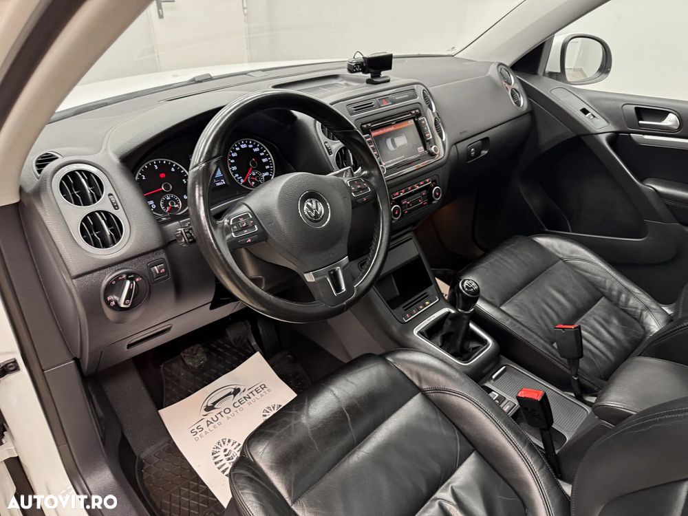 Volkswagen Tiguan 2.0 TDI 4Motion Sport & Style - 23