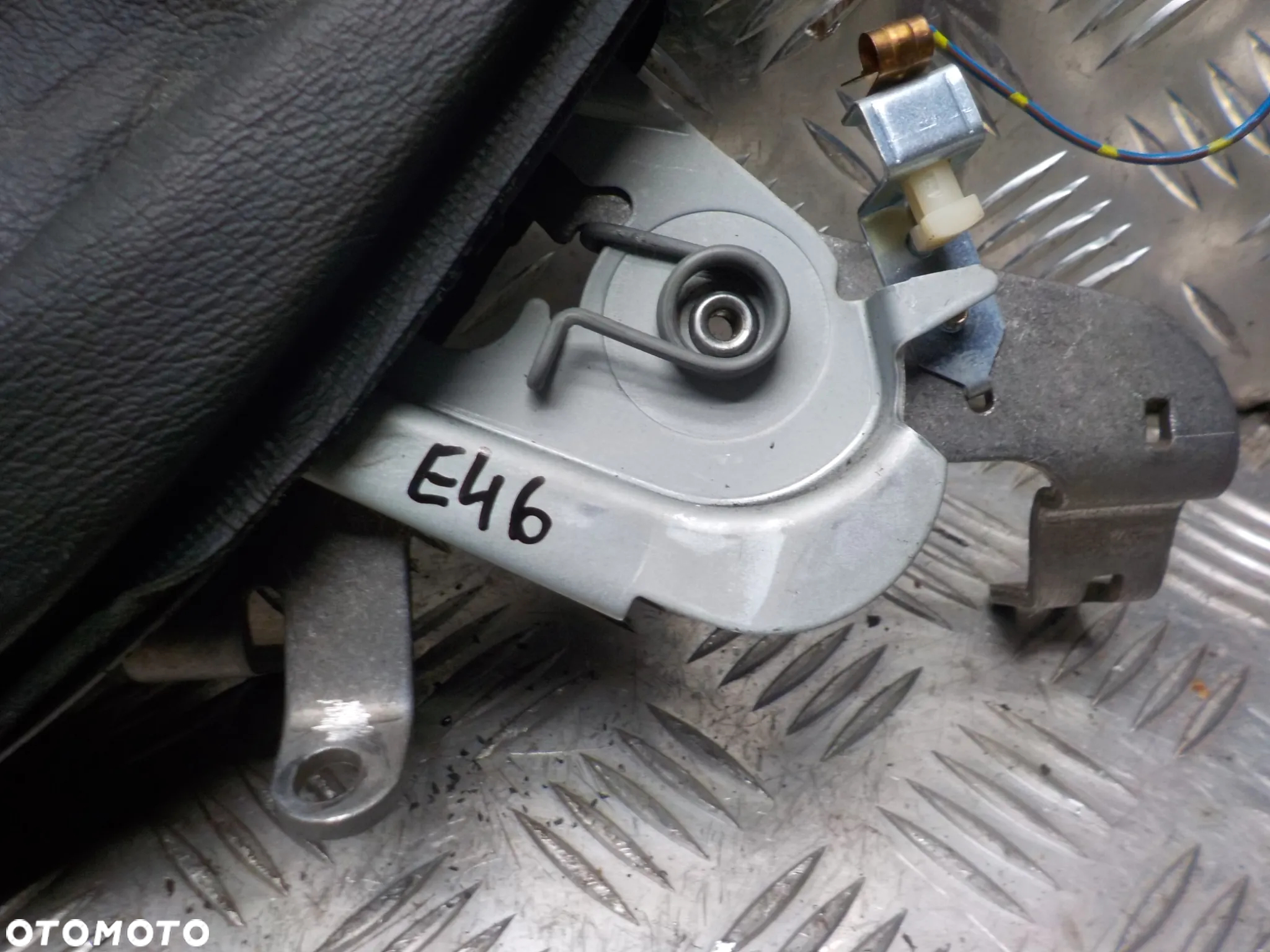 BMW E46 DZWIGNIA HAMULCA RĘCZNEGO - 2