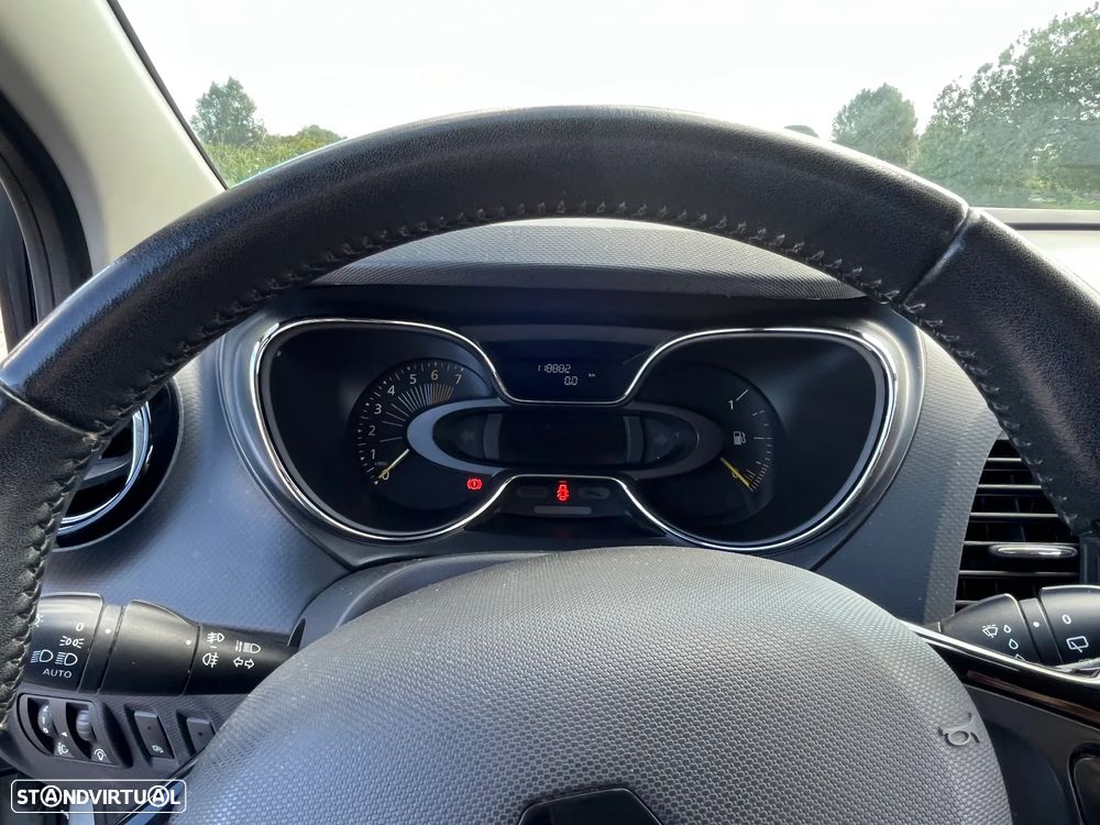 Renault Captur 0.9 TCE - 12