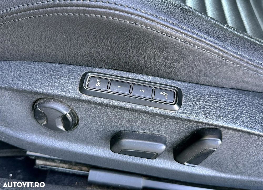 Volkswagen Passat - 17