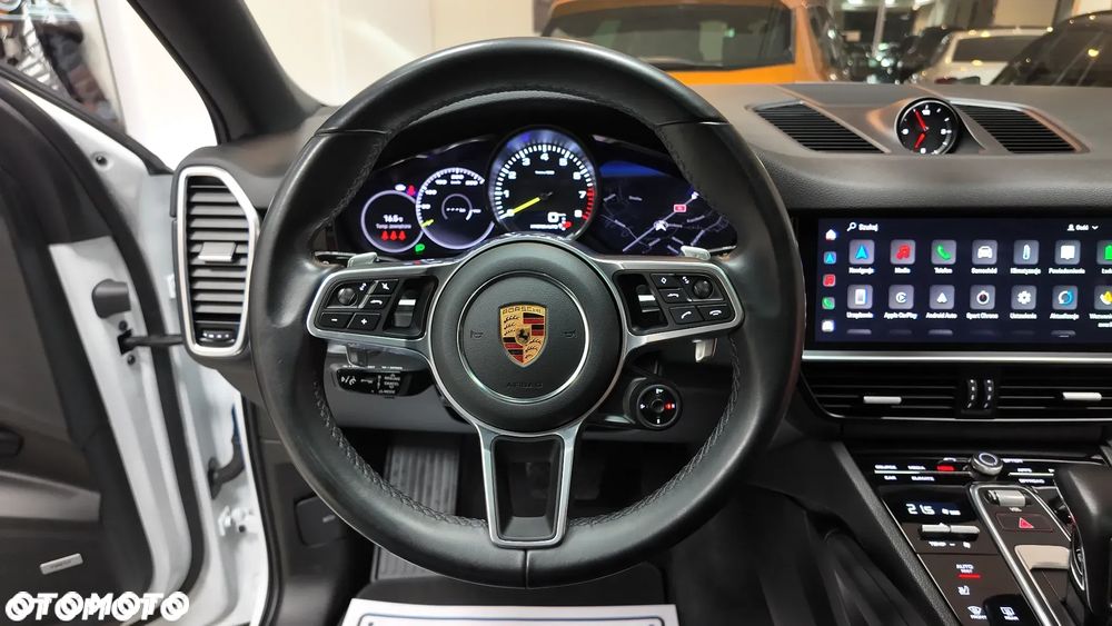 Porsche Cayenne Coupe E-Hybrid Platinum Edition - 27