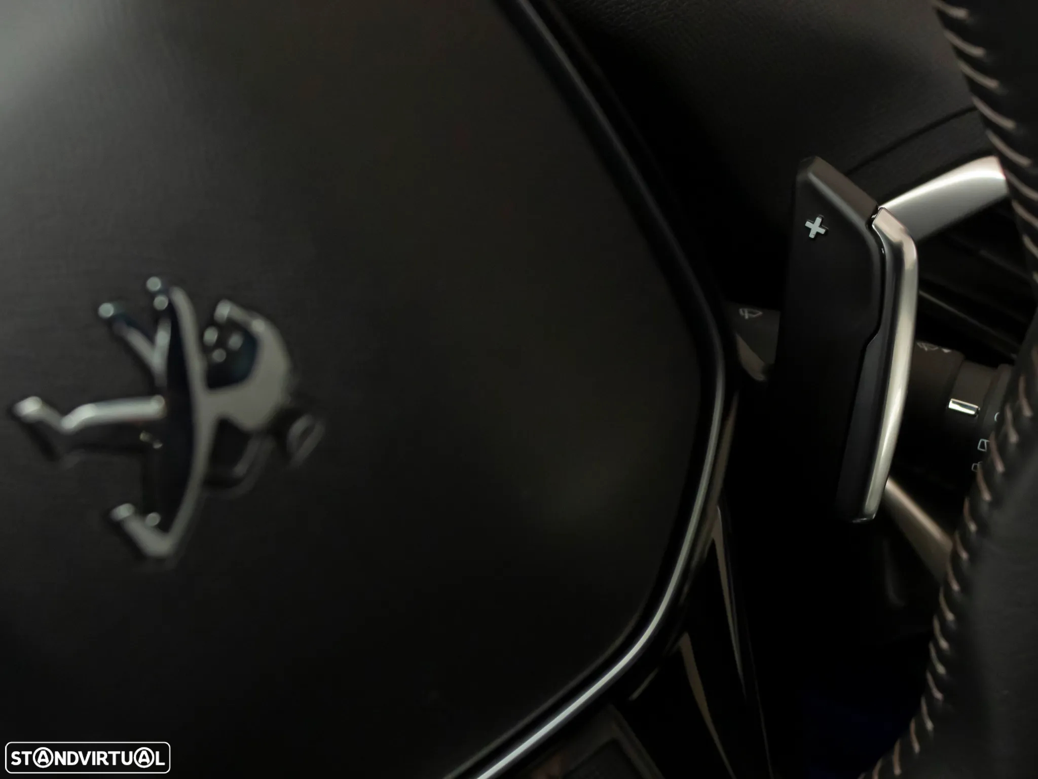 Peugeot 5008 1.2 PureTech Allure EAT8 - 30