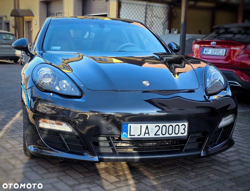 Porsche Panamera 4S PDK - 7