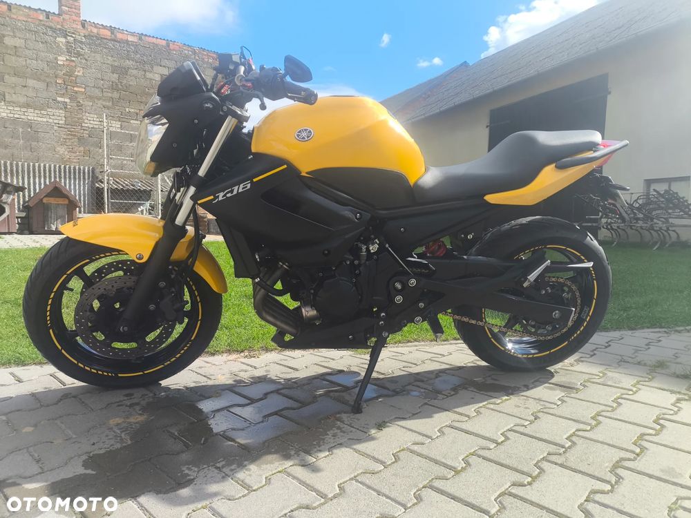 Yamaha XJ - 22
