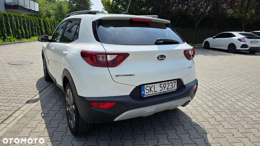 Kia Stonic 1.6 CRDi L - 5