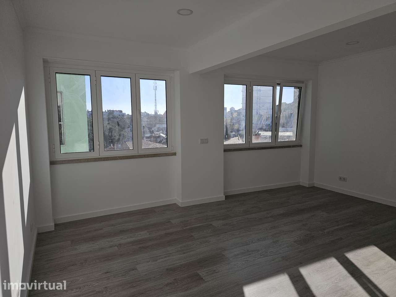 Apartamento T3 no centro de Almada totalmente remodelado, a estrear. - Grande imagem: 3/17