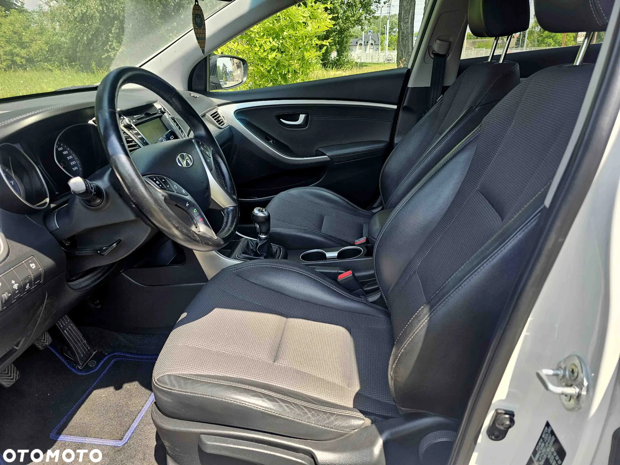 Hyundai i30 1.6 GDI Premium - 13