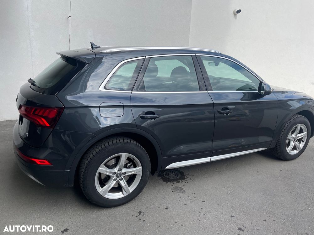 Audi Q5 2.0 40 TDI quattro S tronic Basic - 9
