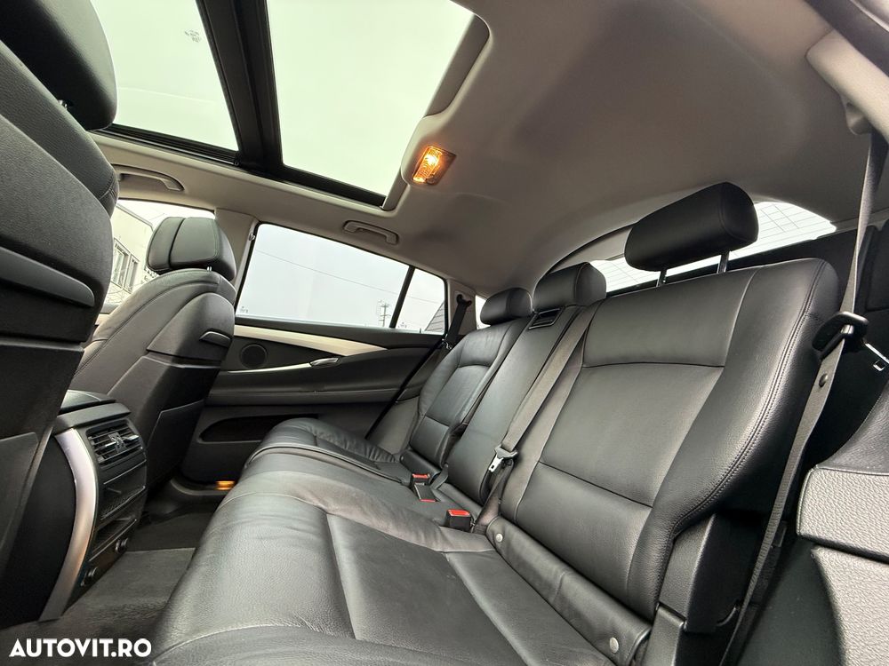 BMW Seria 5 530d xDrive Aut. - 17