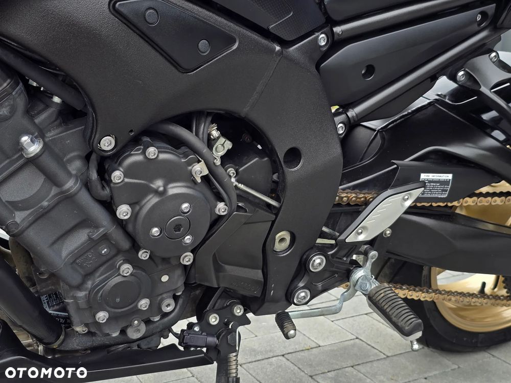 Yamaha FZ8 - 38