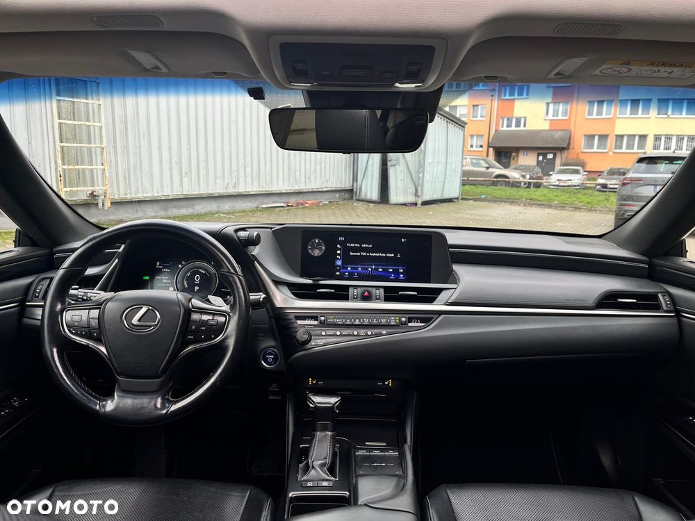 Lexus ES 300h Elegance - 23