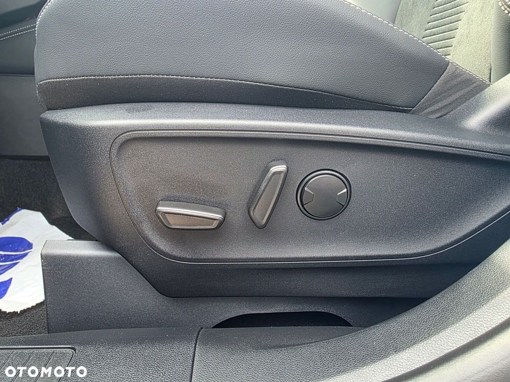 Ford Kuga - 20