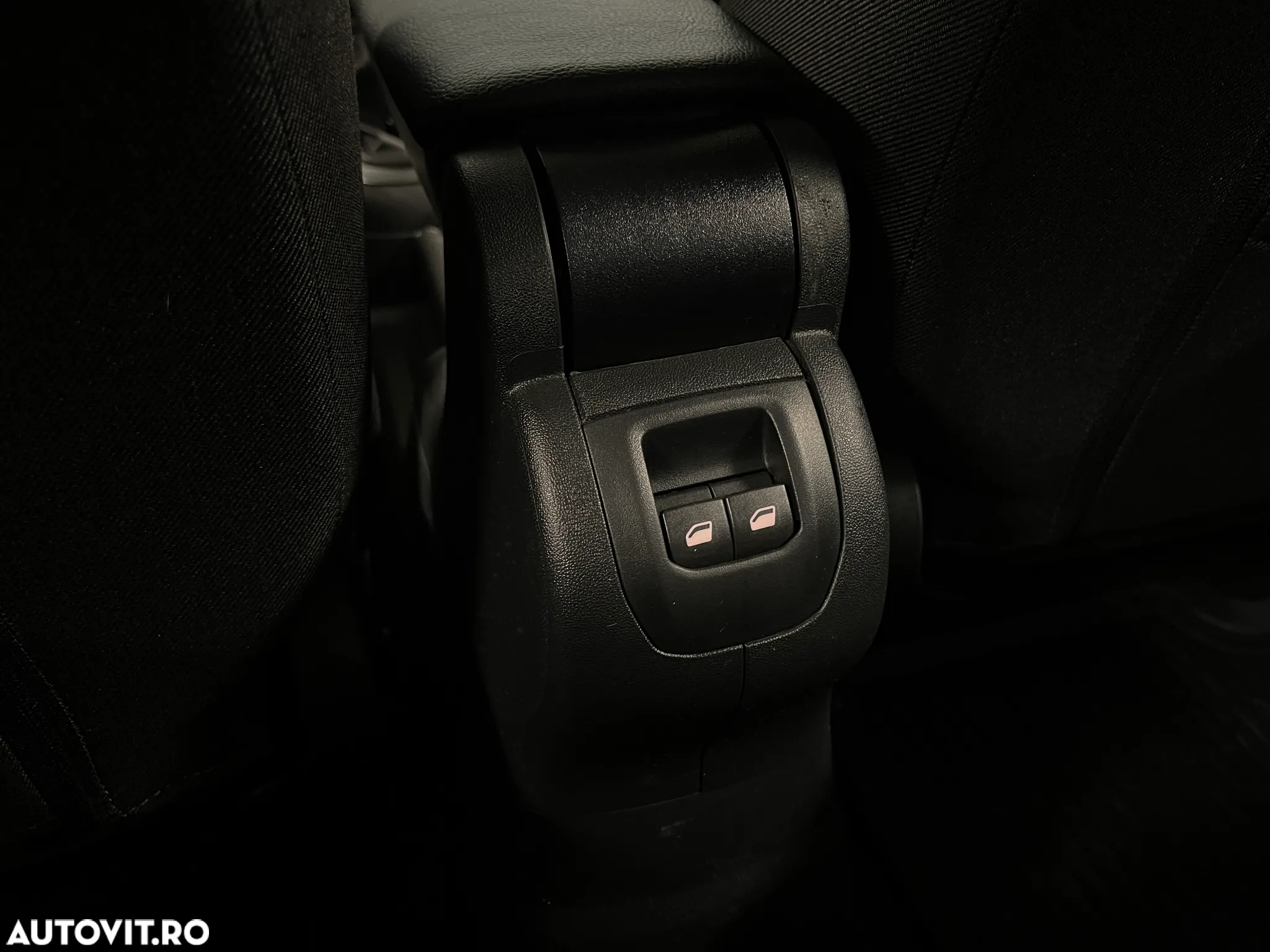 Peugeot 301 1.5 BlueHDI FAP Allure - 17