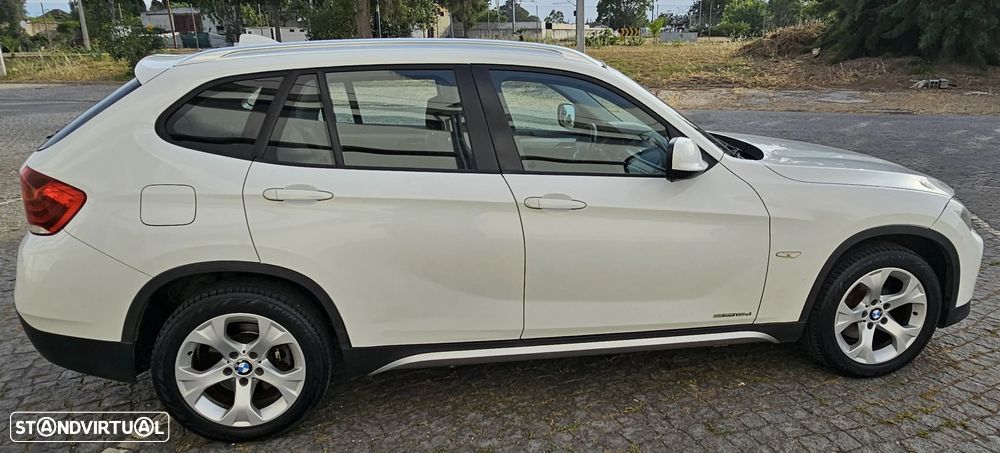 BMW X1 18 d sDrive - 7
