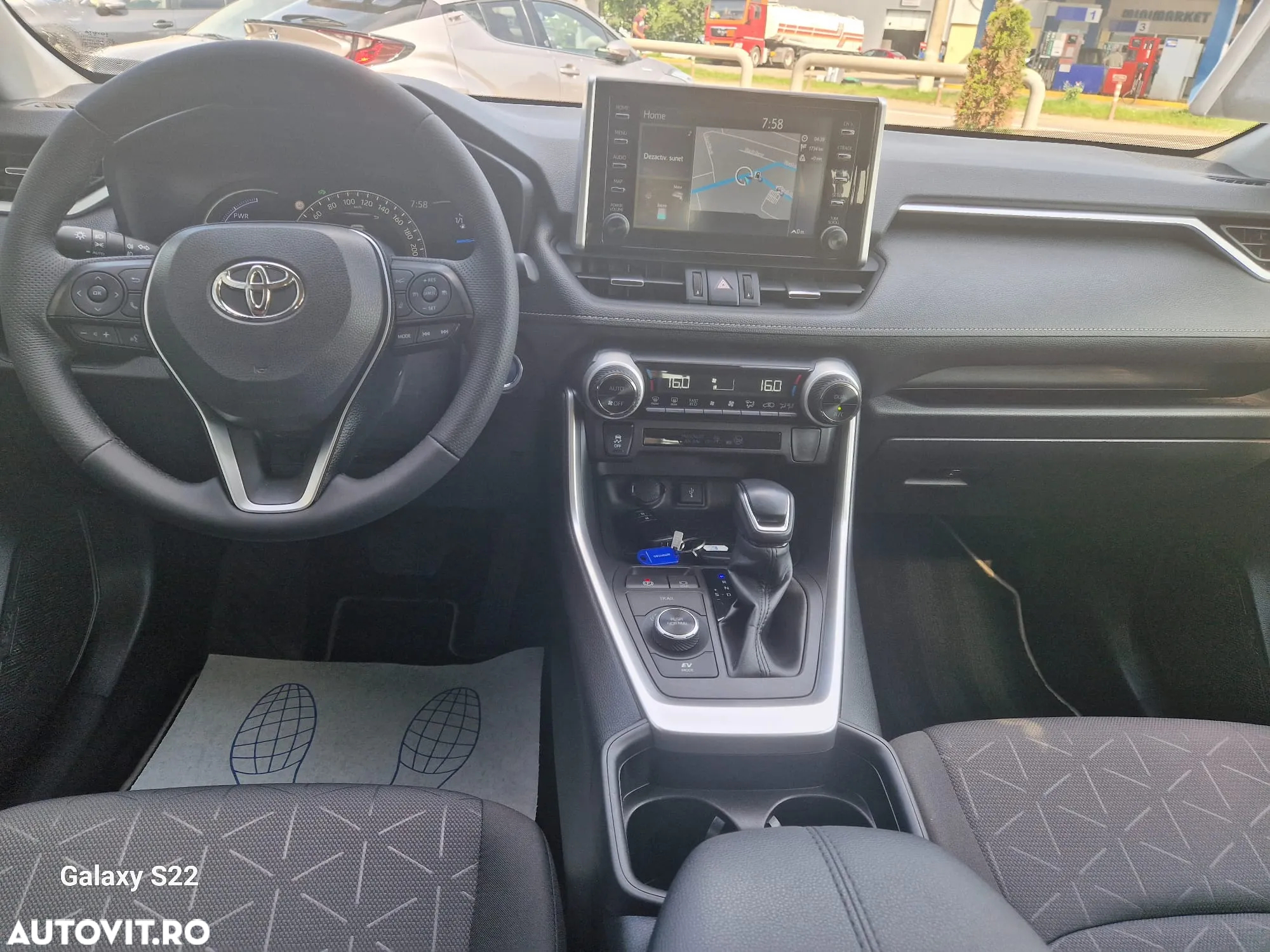 Toyota RAV4 2.5 Hybrid VVT-iE 4x4 Dynamic - 9