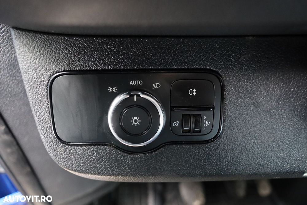 Mercedes-Benz Sprinter - 20