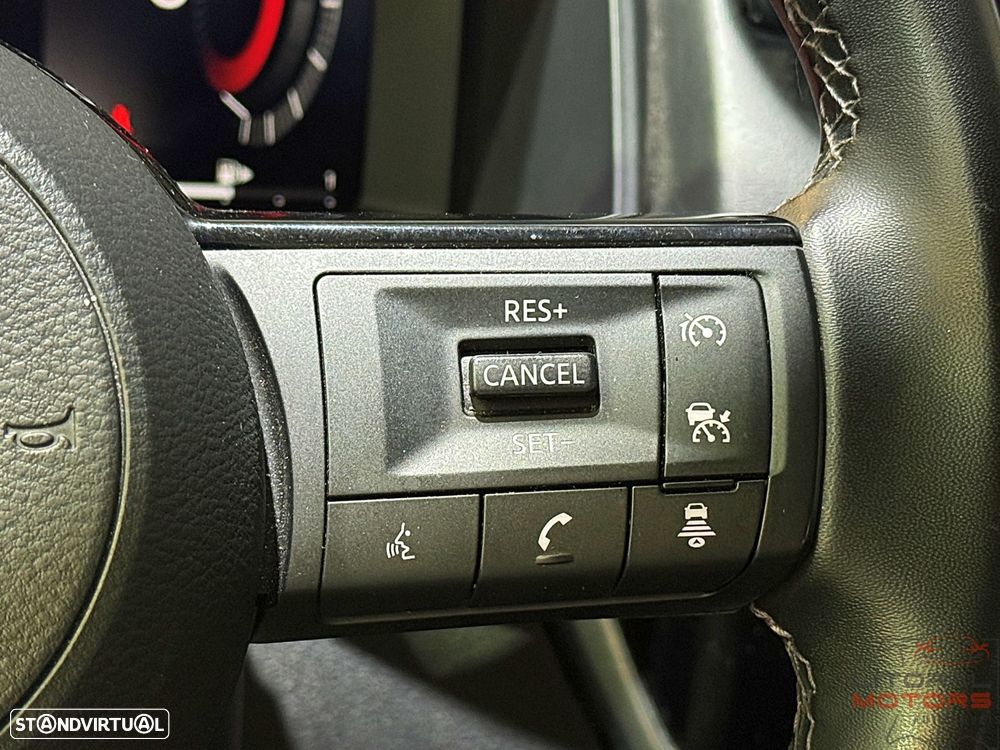 Nissan Qashqai - 25