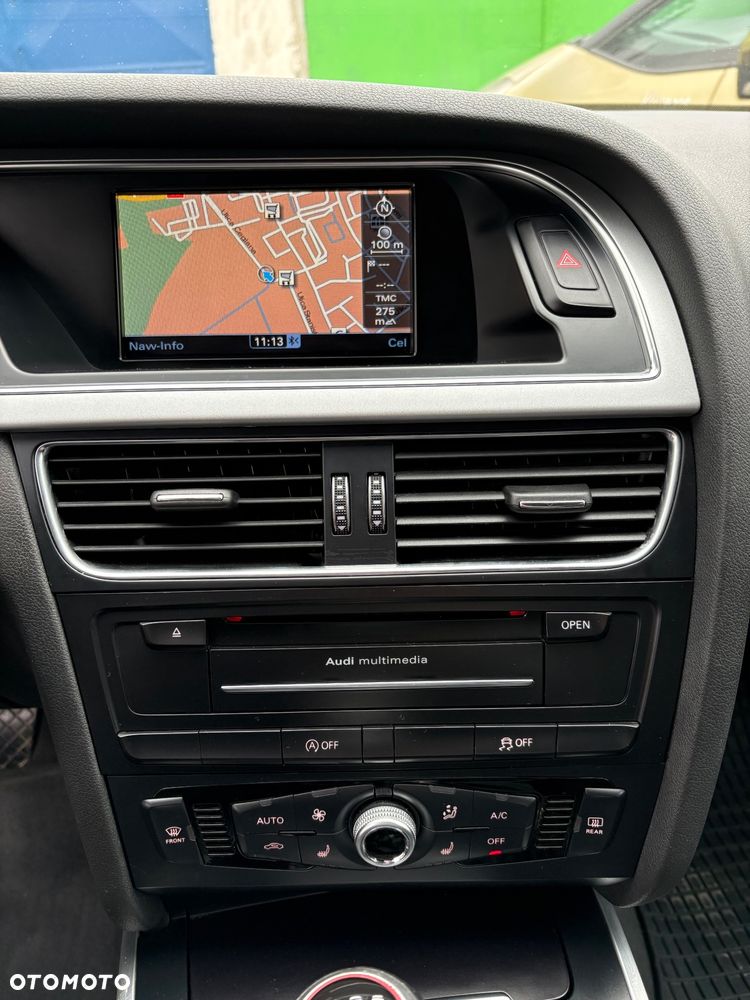 Audi A4 Avant 2.0 TDI DPF clean diesel S line Sportpaket - 29